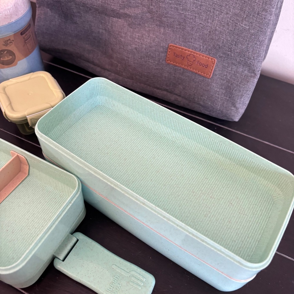 Bento Box Japanese Lunch Box‎ Kit | 3 Layer Stackable Lunch Box Containers - Picture 8 of 16